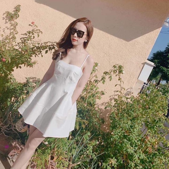 Dress - Picture 1 of 1